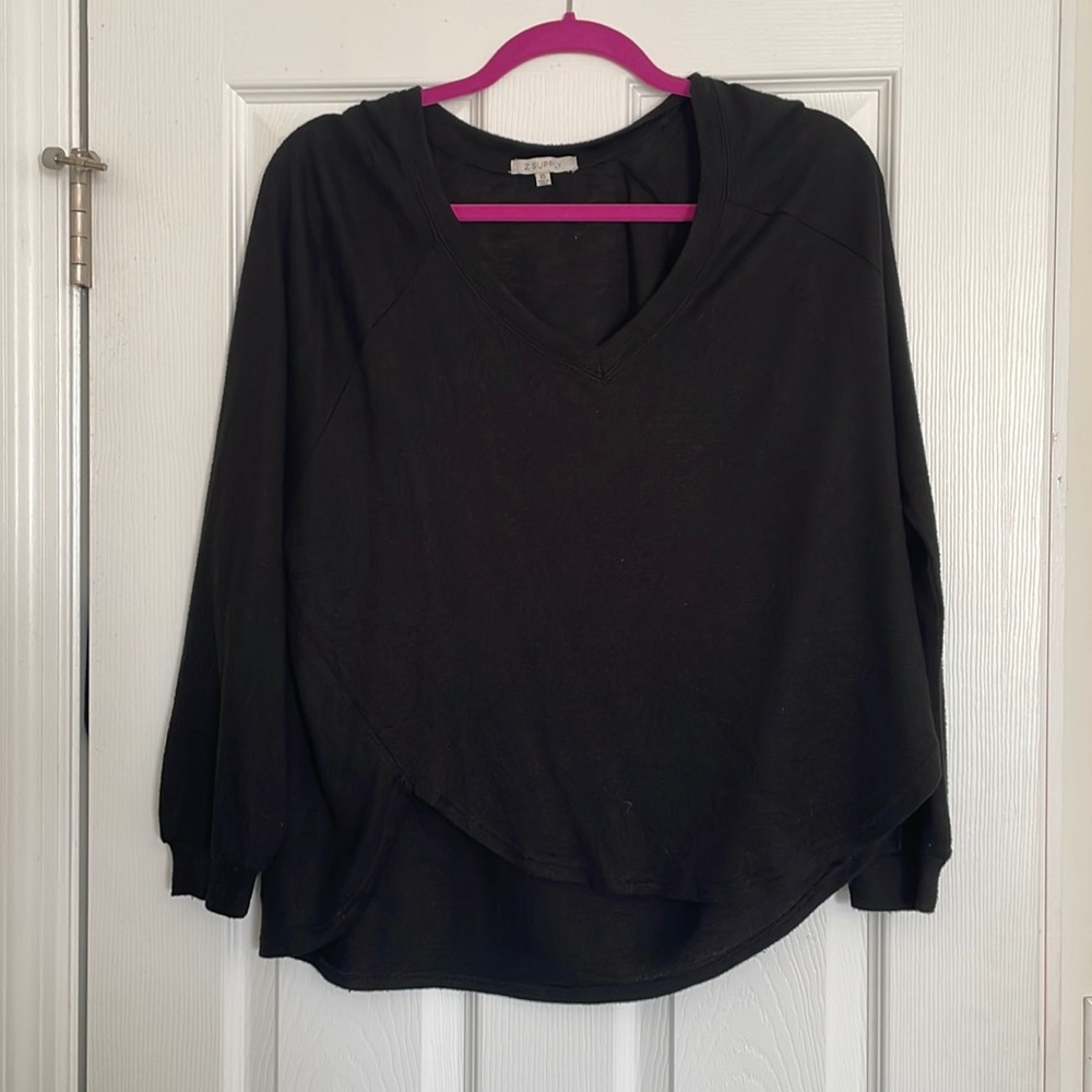 Z supply lightweight v neck black sweater